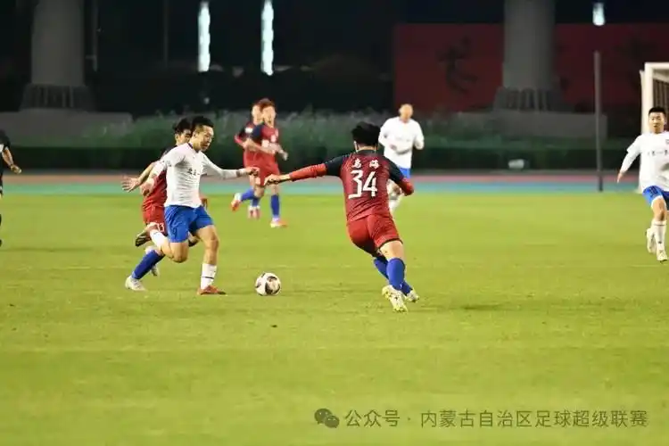 欧冠对决：利物浦 VS RB莱比锡